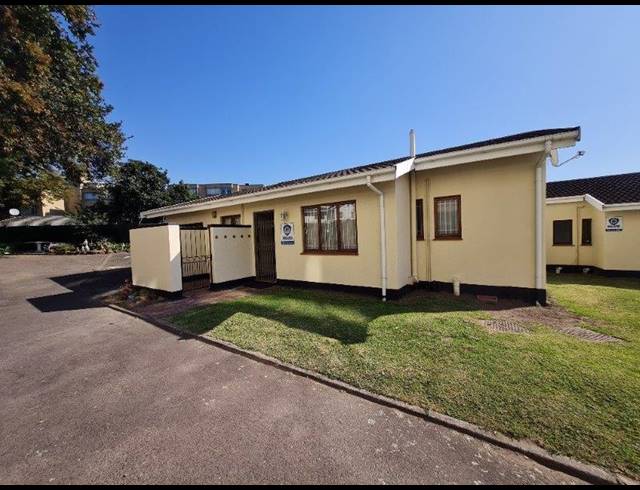 2 BEDROOM SIMPLEX SOLD IN PINETOWN CENTRAL